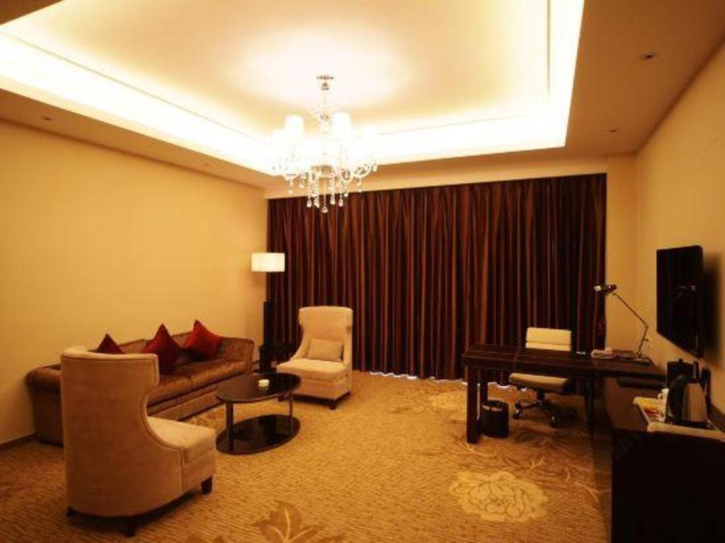 Haiyang Shenglong Jianguo Hotel Hai-yang-hsien Dış mekan fotoğraf