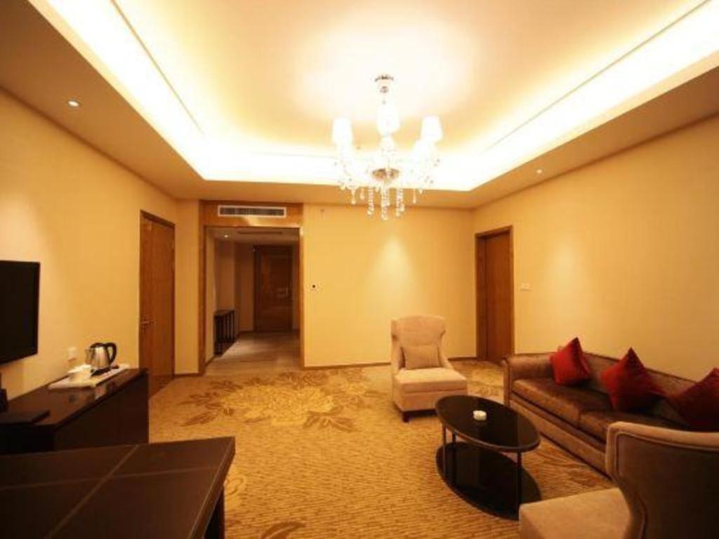 Haiyang Shenglong Jianguo Hotel Hai-yang-hsien Dış mekan fotoğraf