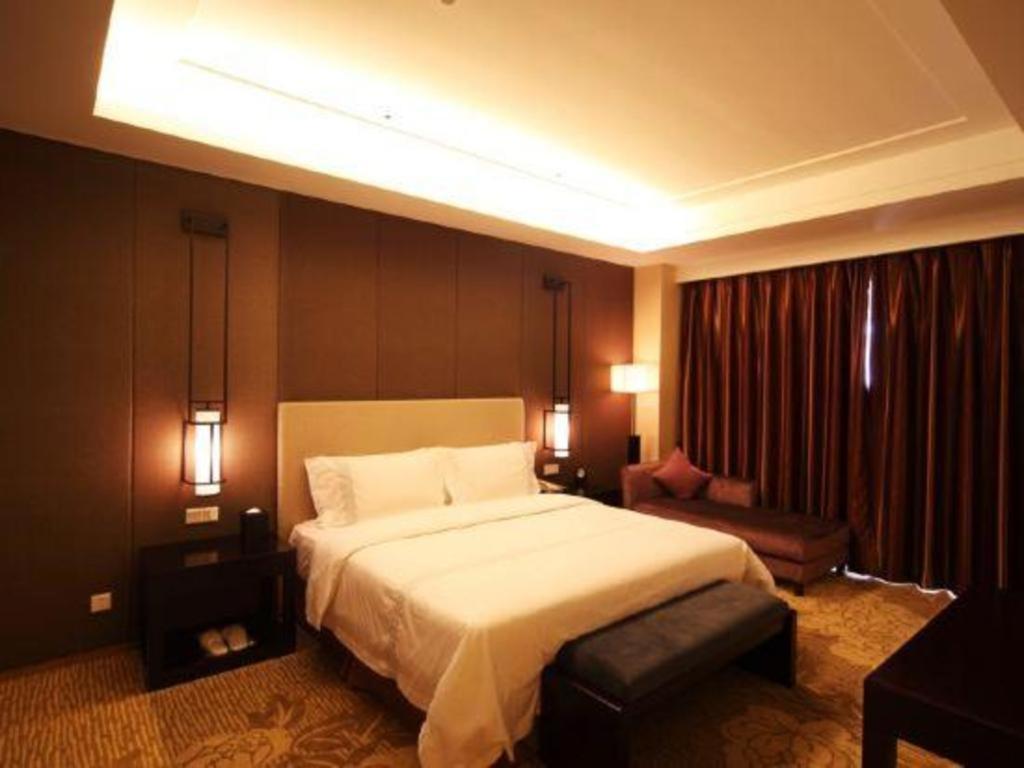 Haiyang Shenglong Jianguo Hotel Hai-yang-hsien Dış mekan fotoğraf