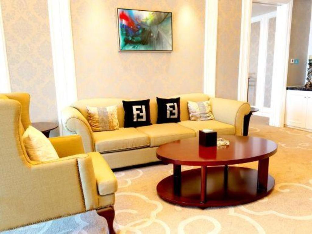 Haiyang Shenglong Jianguo Hotel Hai-yang-hsien Dış mekan fotoğraf