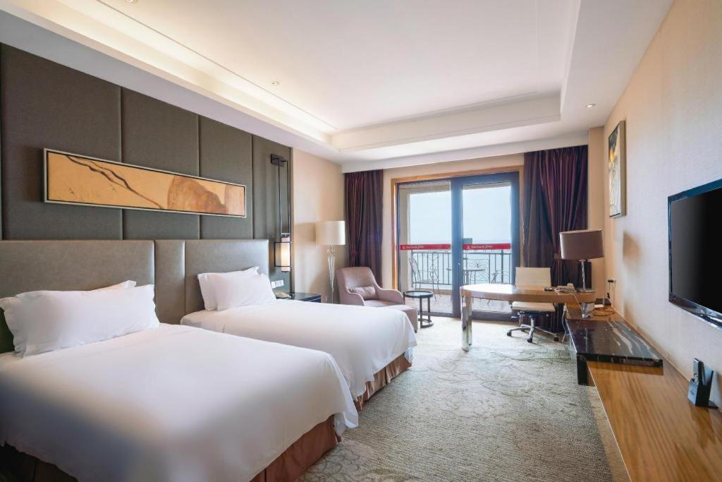 Haiyang Shenglong Jianguo Hotel Hai-yang-hsien Dış mekan fotoğraf